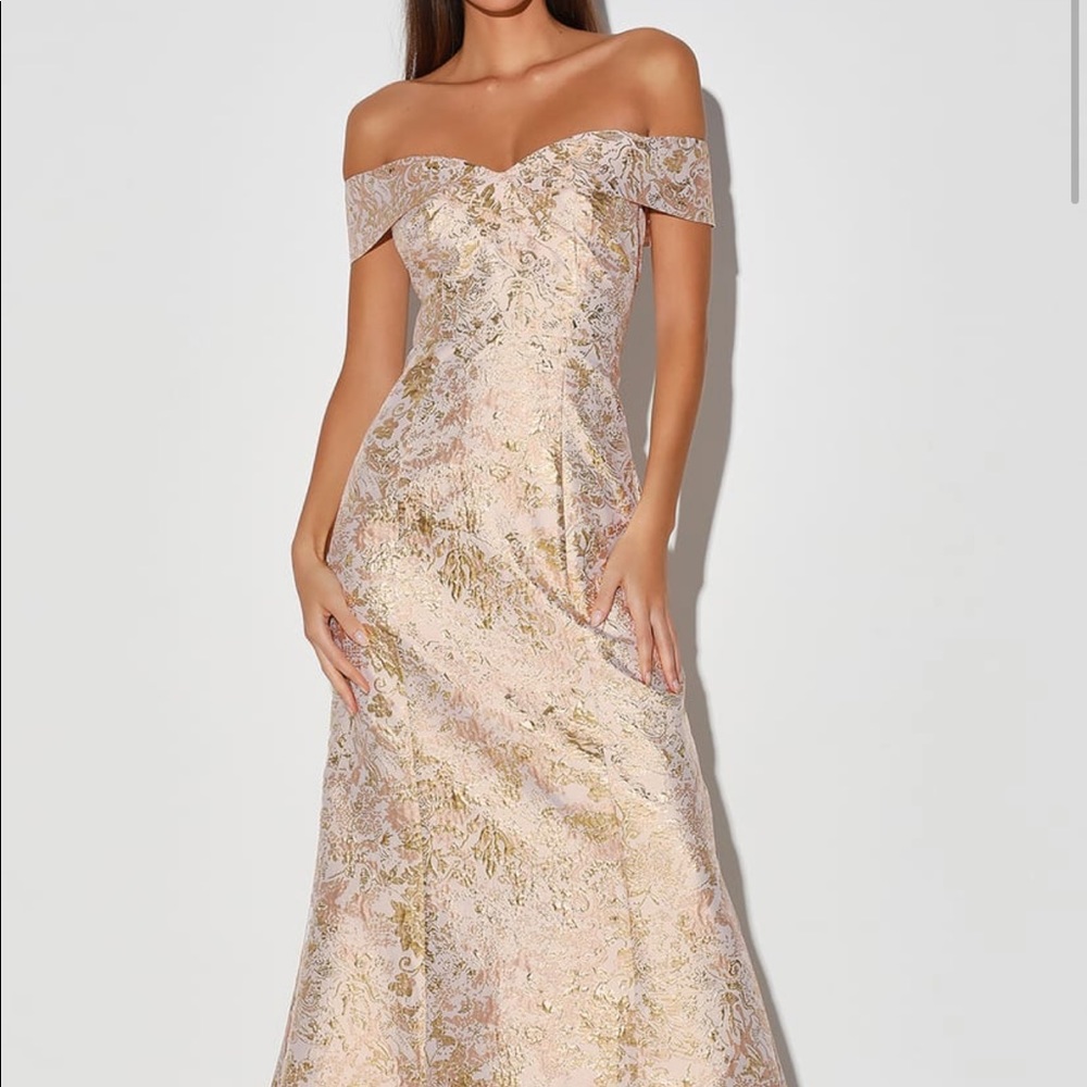Lulu’s Champagne Jacquard Off-Shoulder dress